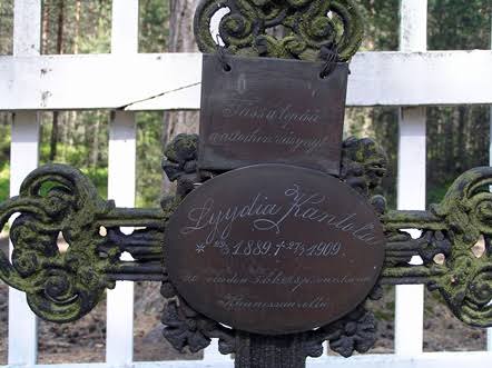Aaltoihin väsynyt: Kaunissaaren Lyydian traaginen kohtalo vuodelta 1909